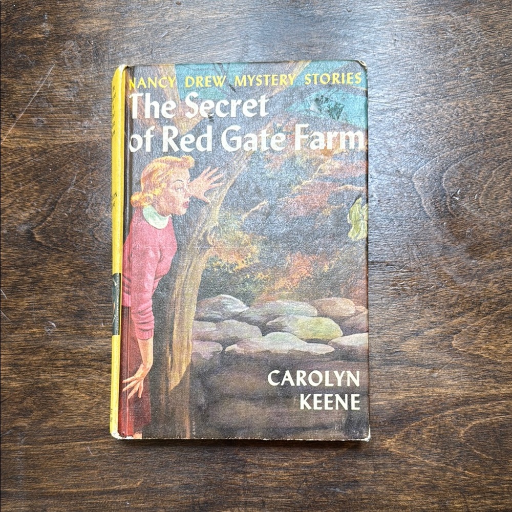 Vintage Nancy Drew Mystery Stories - The Secret of Red Gate Farm